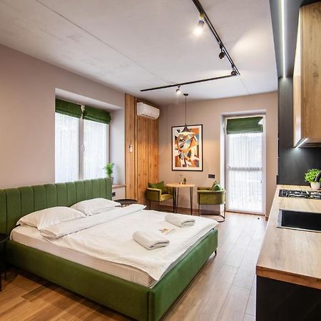 Leogrand Apartments On Shevchenka 38-1 Lwów Zewnętrze zdjęcie