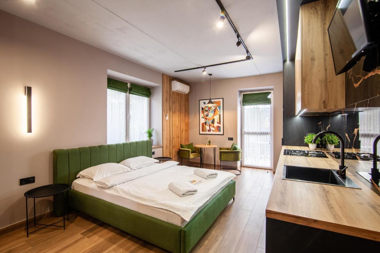 Leogrand Apartments On Shevchenka 38-1 Lwów Zewnętrze zdjęcie